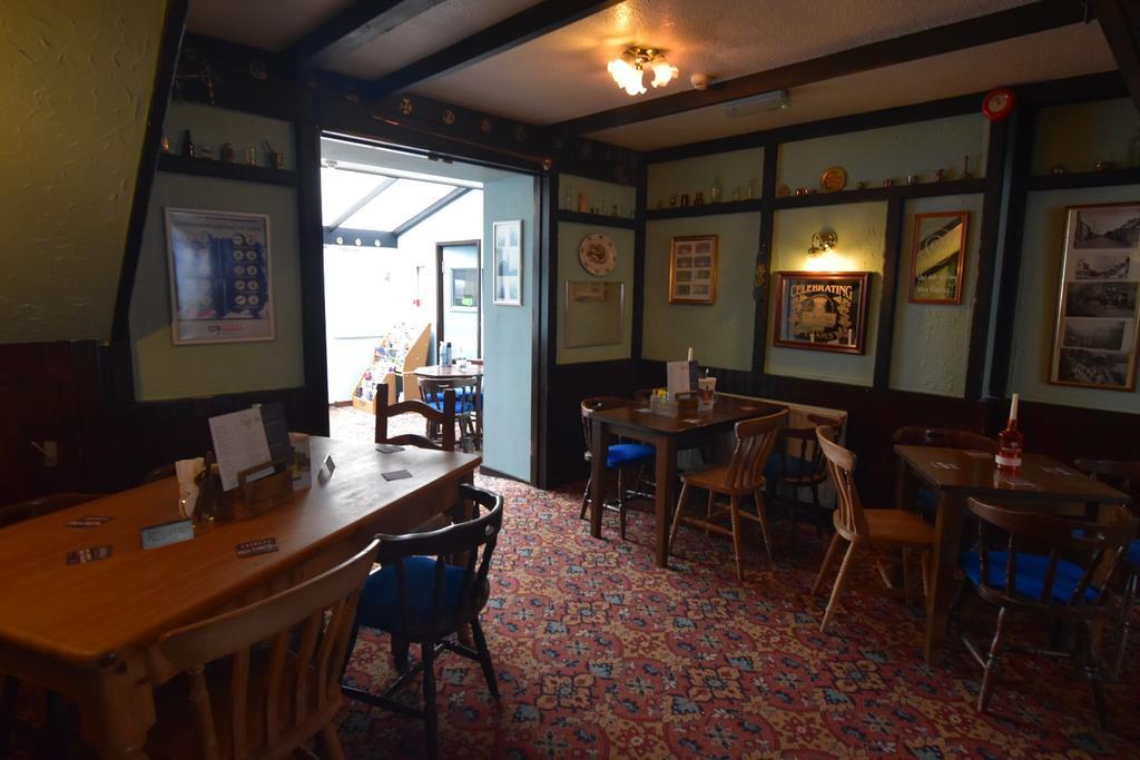The Bugle Inn 외부 사진